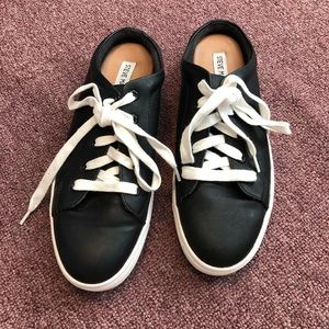 STEVE MADDEN Slip On Sneakers